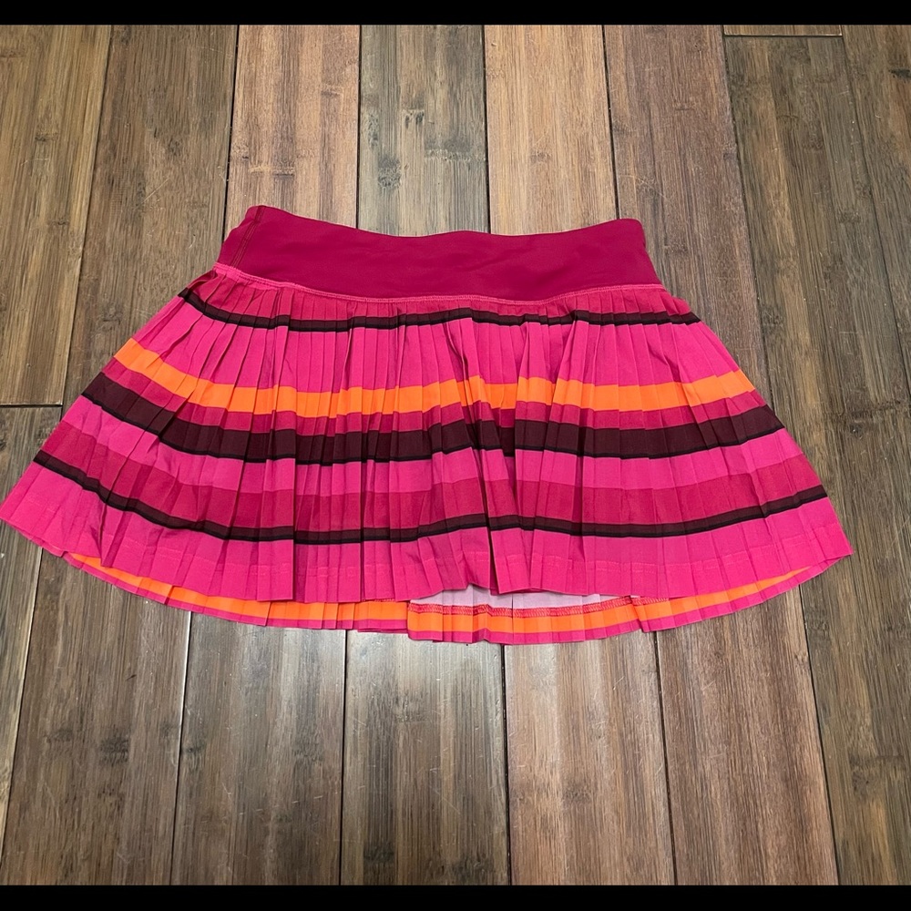 lululemon pleat to street skirt 6
